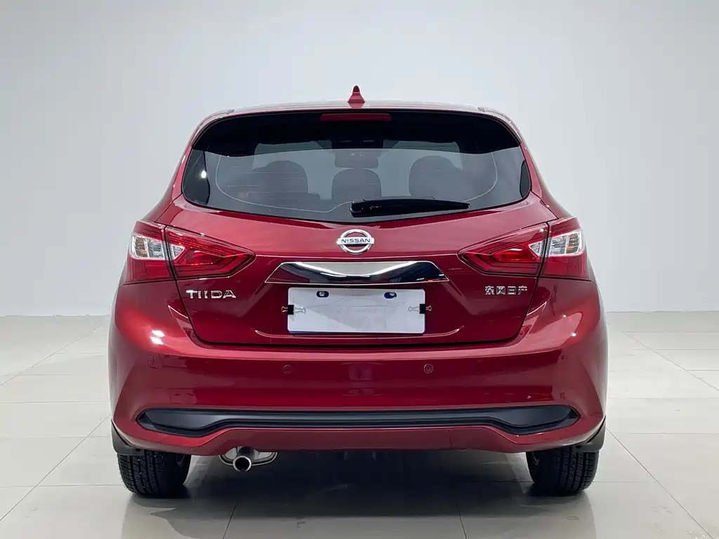 Nissan Tiida 2022 — фото 10