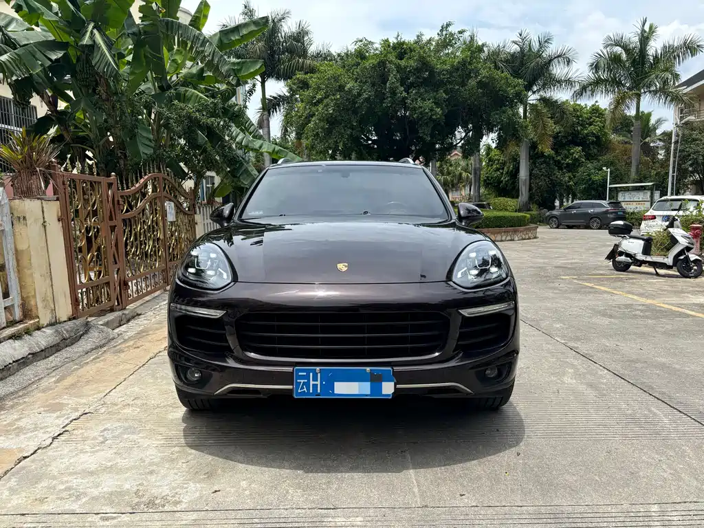 Porsche Cayenne 2015 — фото 2