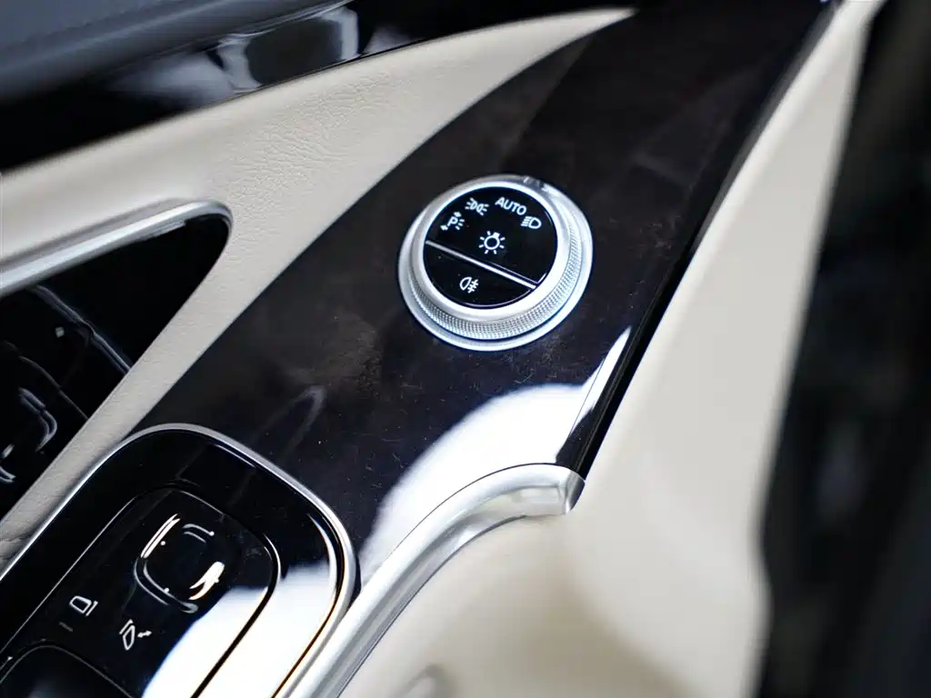Mercedes-Benz S-Class 2025 — фото 33