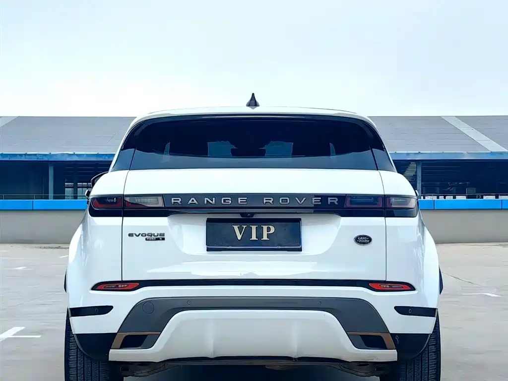 Land Rover Evoque 2020 — фото 15