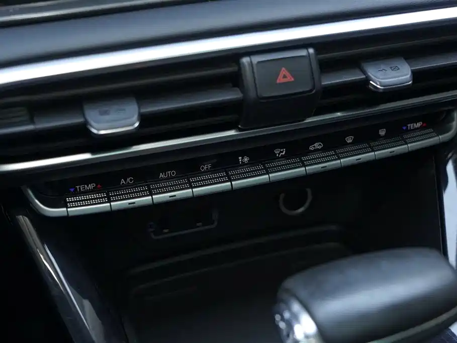 GAC Motor Trumpchi GS4 2020 — фото 19