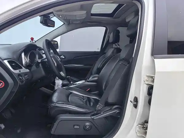 Dodge Coolwei 2013