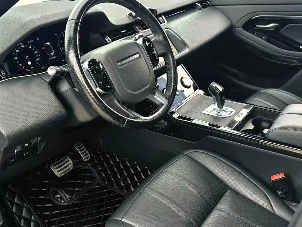 Land Rover Evoque 2020 — фото 20
