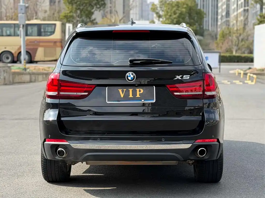 BMW X5 2018 — фото 9