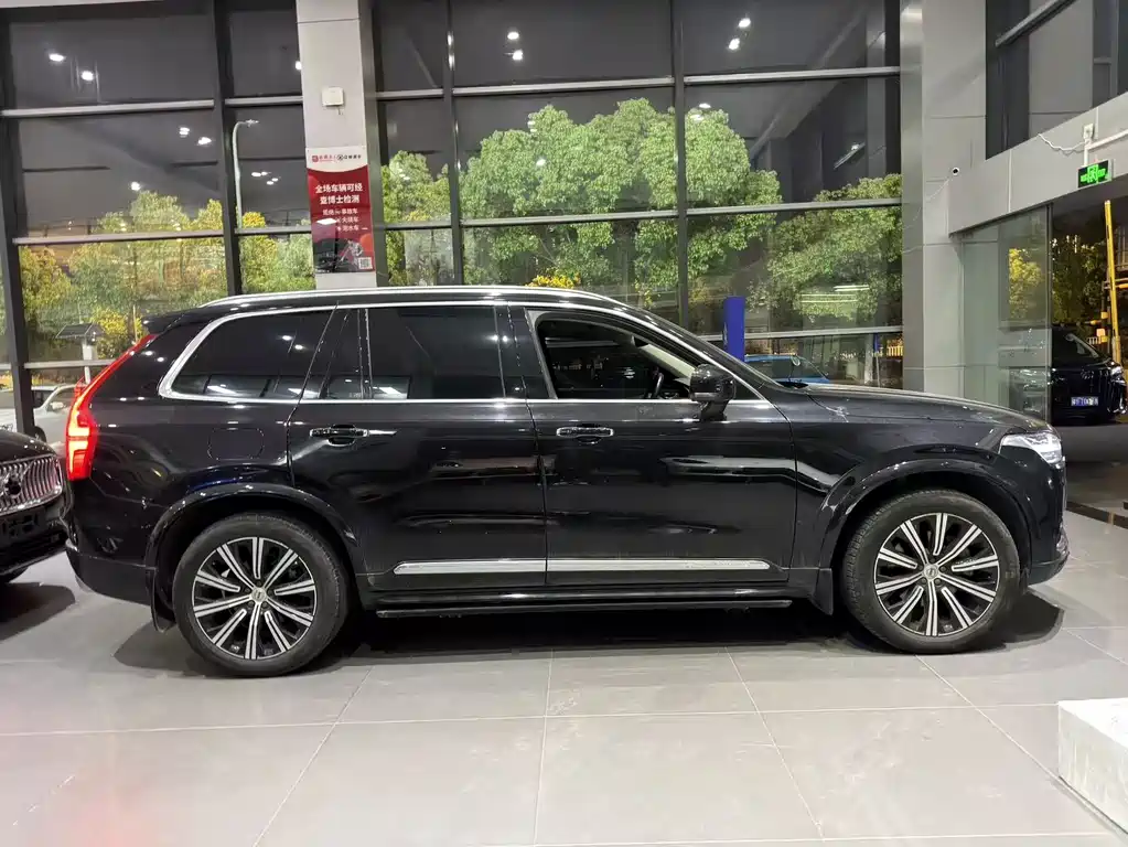 Volvo XC90 2020 — фото 14