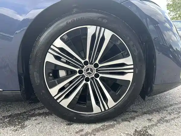 Mercedes-Benz EQS 2025