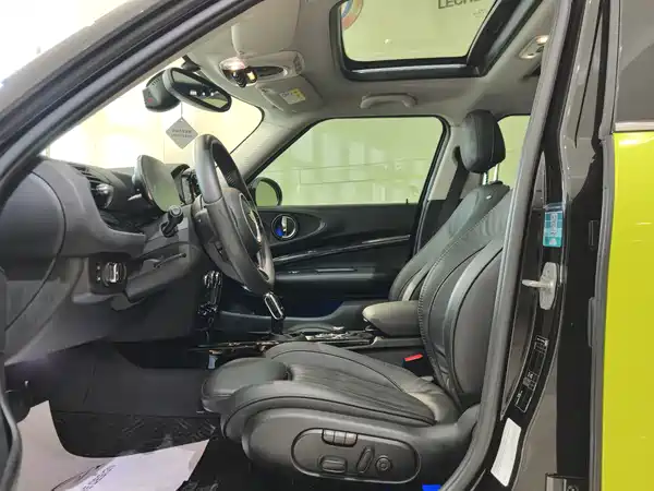 MINI Clubman 2021