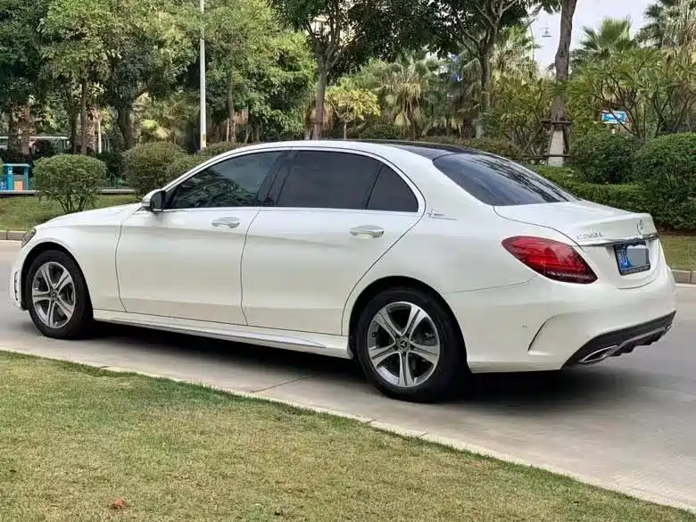 Mercedes-Benz C-Class 2019