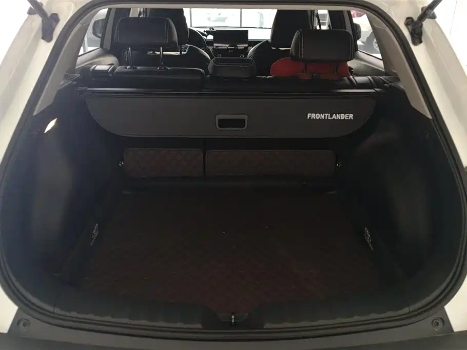 Toyota Frontlander 2024