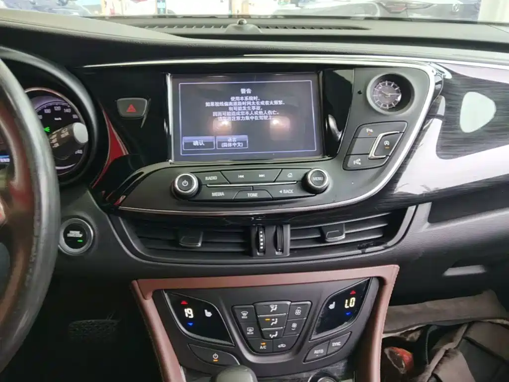 Buick Envision Plus 2018 — фото 13