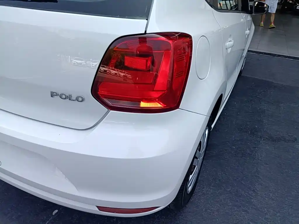 Volkswagen Polo 2018 — фото 8