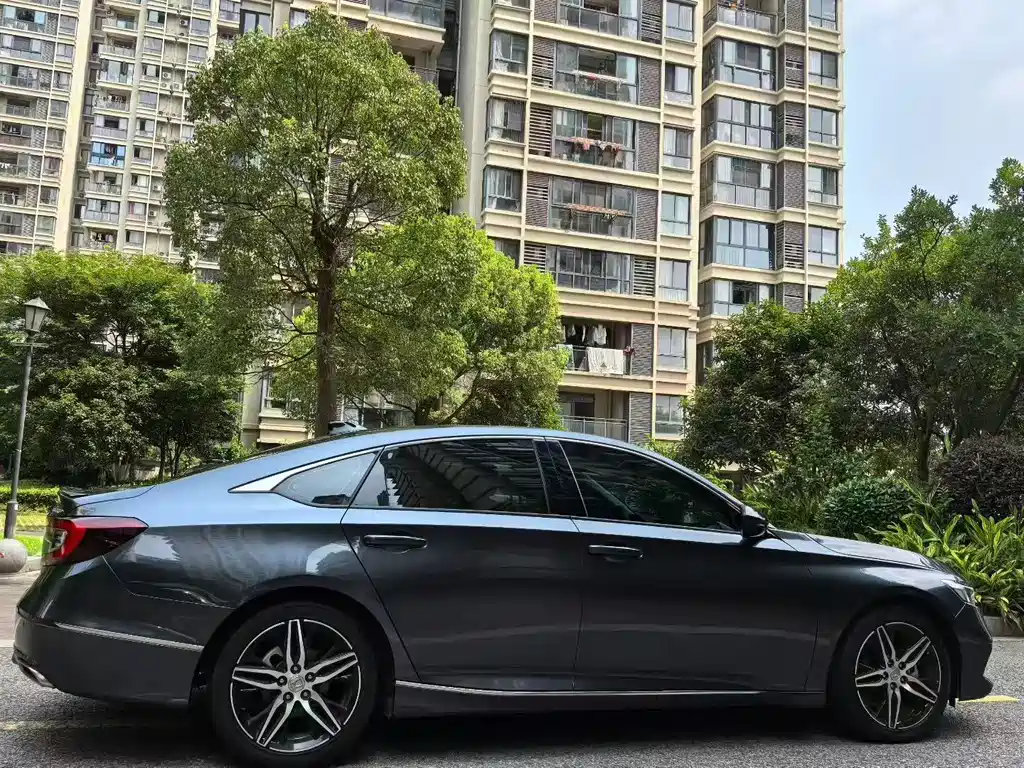 Honda Accord 2023 — фото 7