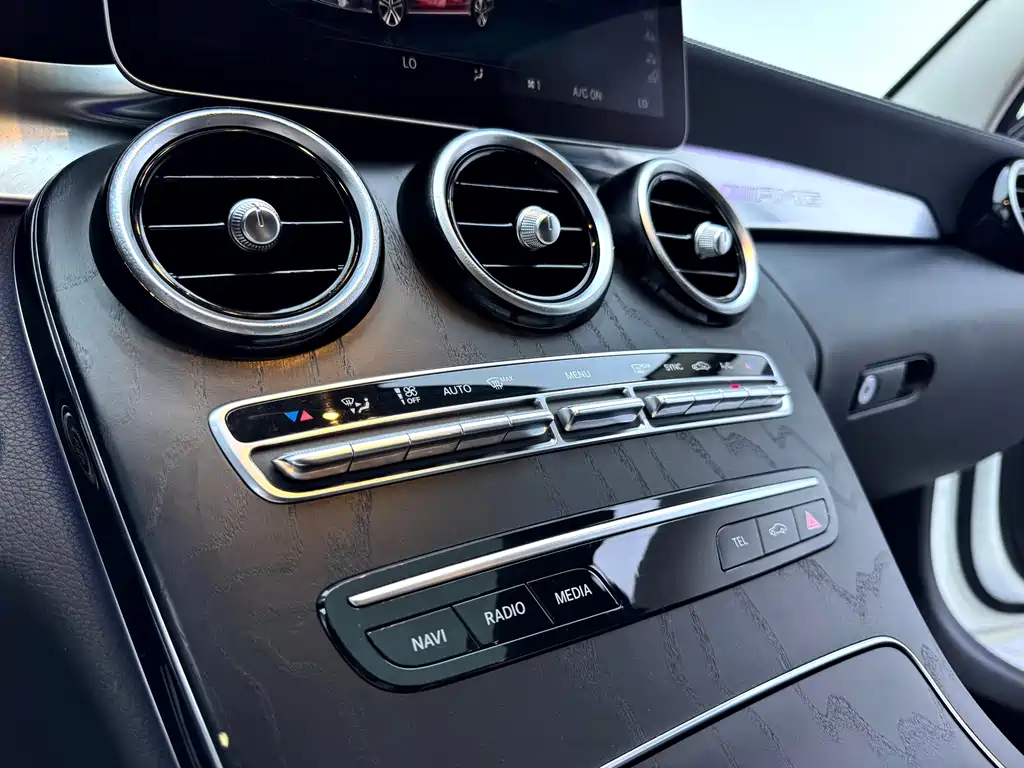 Mercedes-Benz C-Class 2020 — фото 25