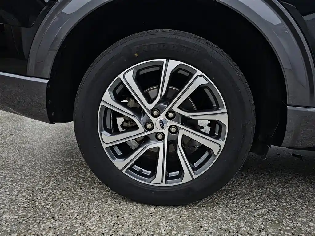 Ford Explorer 2023 — фото 15
