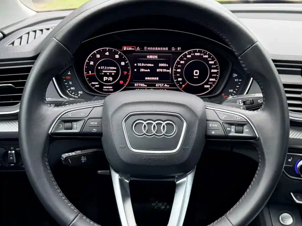 Audi Q5L 2019 — фото 6