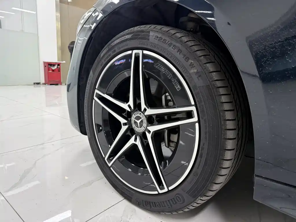 Mercedes-Benz C-Class 2022