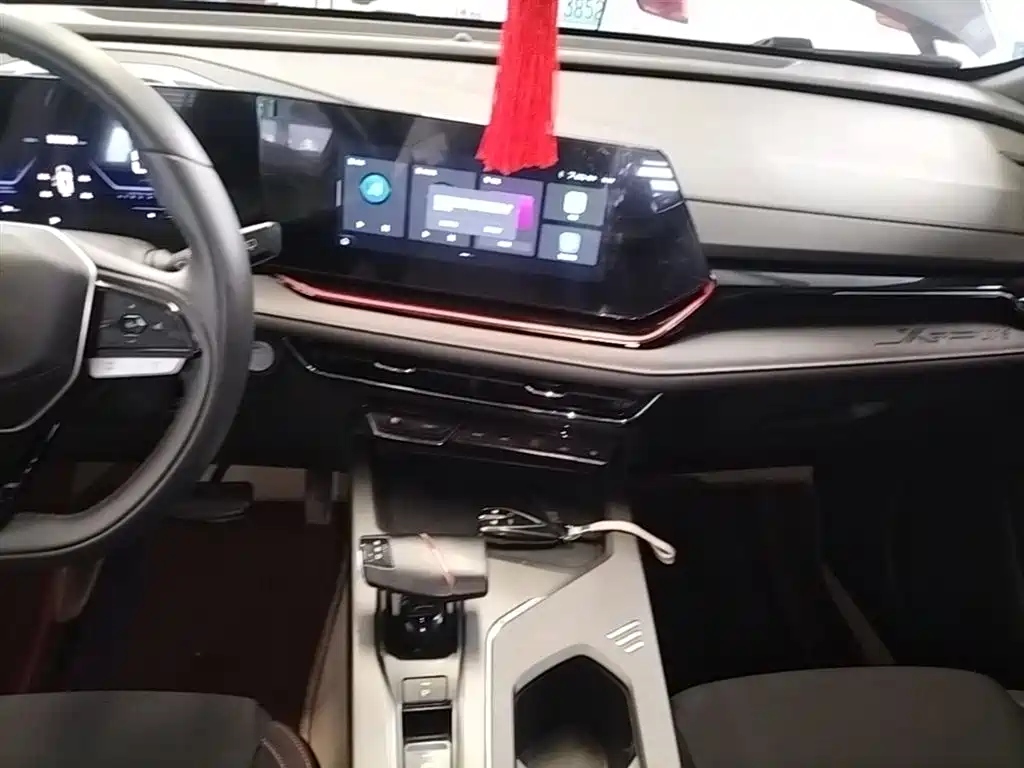 Changan X5 PLUS 2025 — фото 13