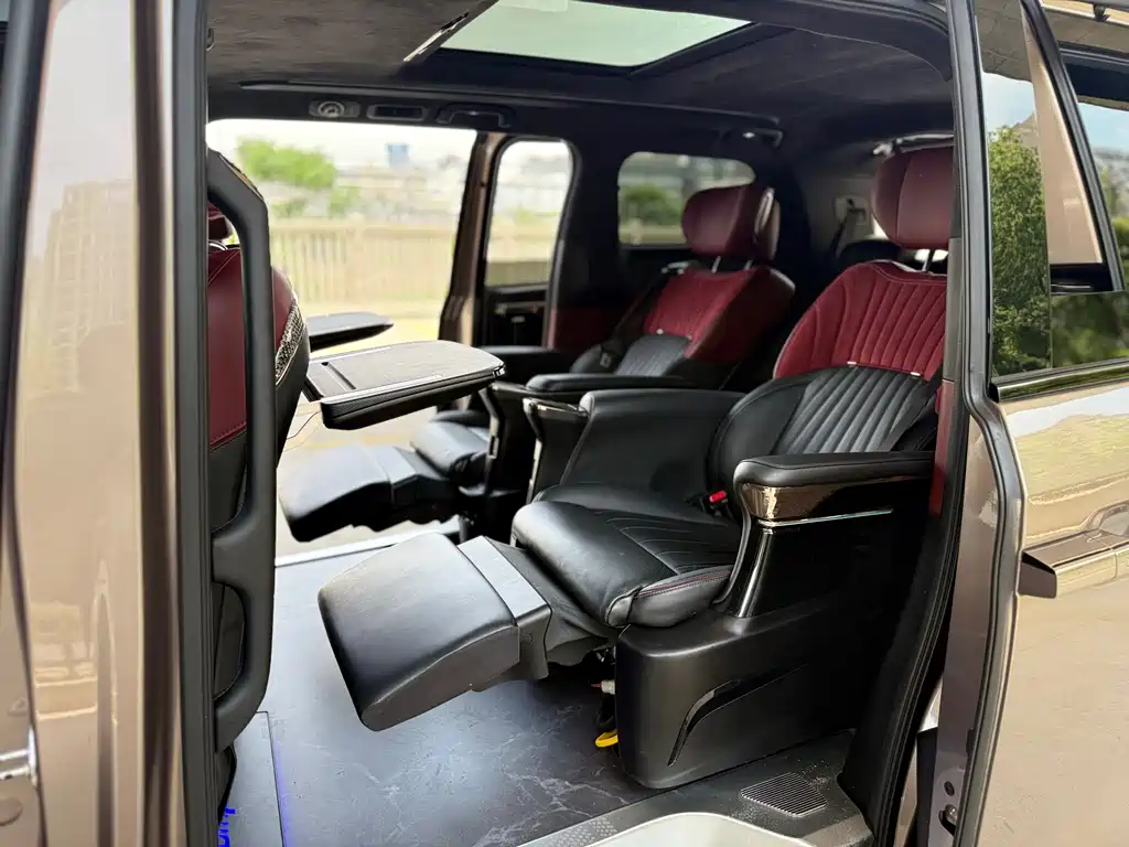 GAC Motor Trumpchi M8 2023 — фото 29
