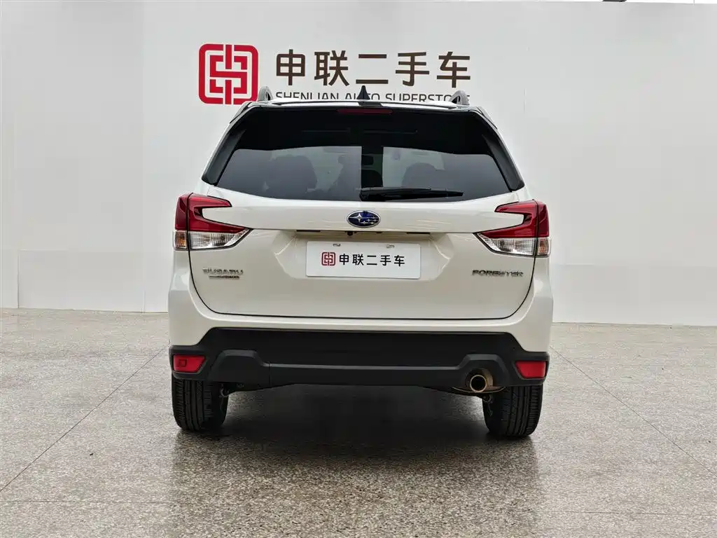 Subaru Forester 2024 — фото 3