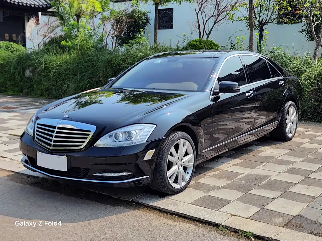 Mercedes-Benz S-Class 2008