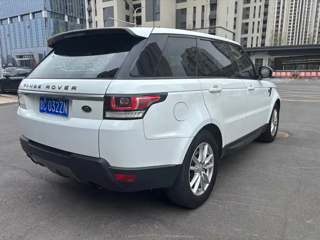 Land Rover Sport 2015 — фото 10