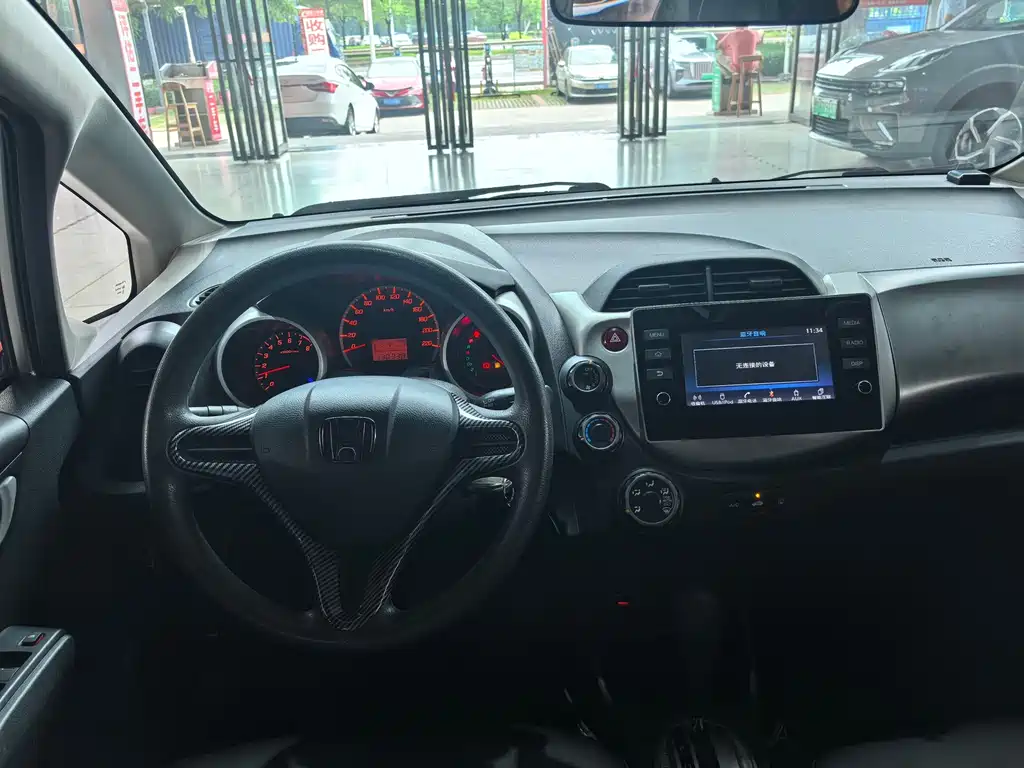 Honda Fit 2011 — фото 12