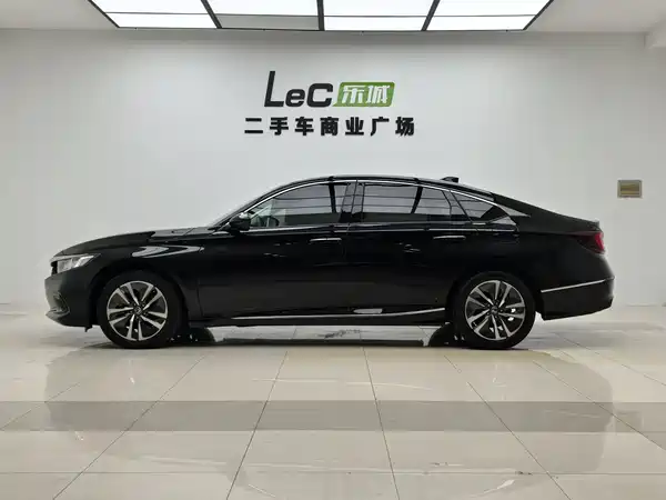 Honda Accord 2023