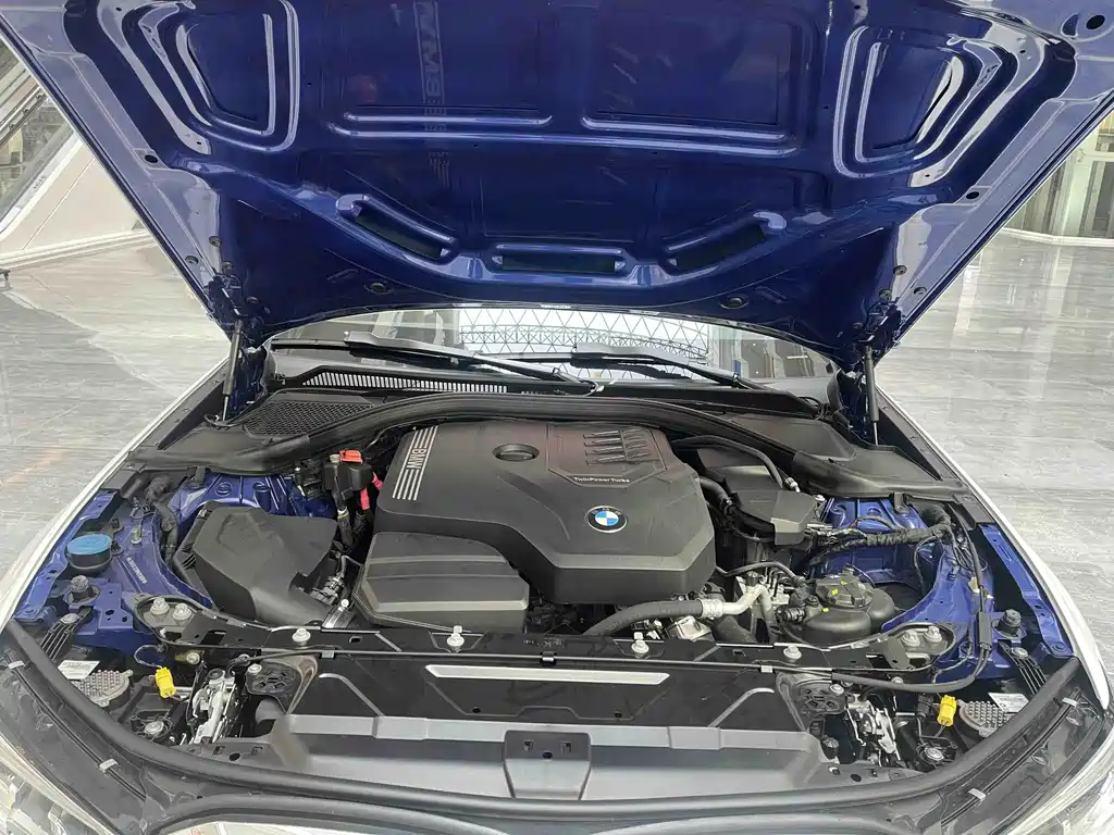 BMW 3 Series 2022 — фото 13
