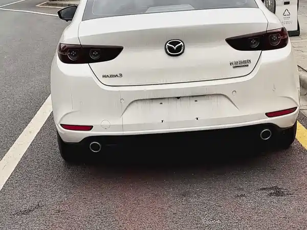 Mazda 3 Axela 2021