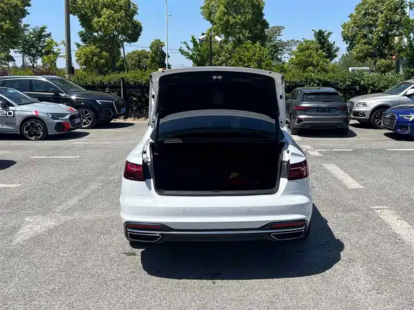 Audi A4L 2022