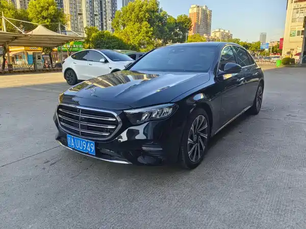 Mercedes-Benz E-Class 2025