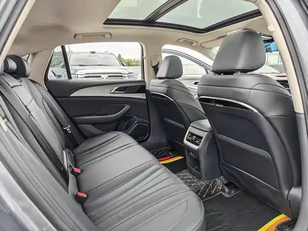 Hongqi H5 2023