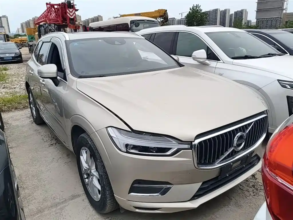 Volvo XC60 2020 — фото 4