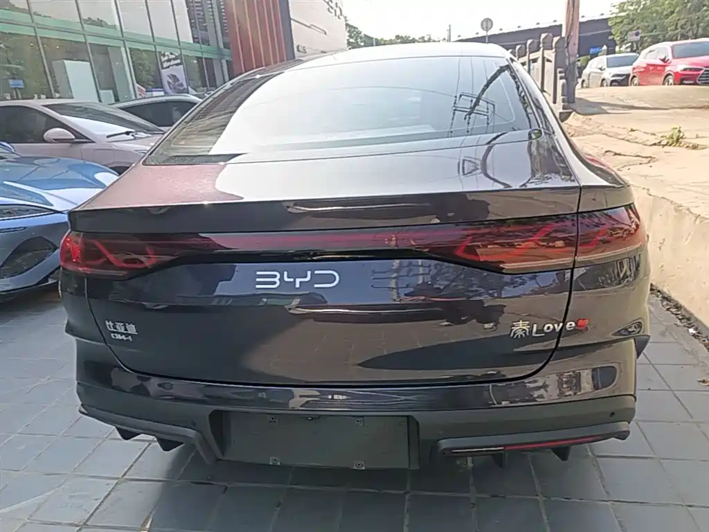 BYD Qin L 2024 — фото 6