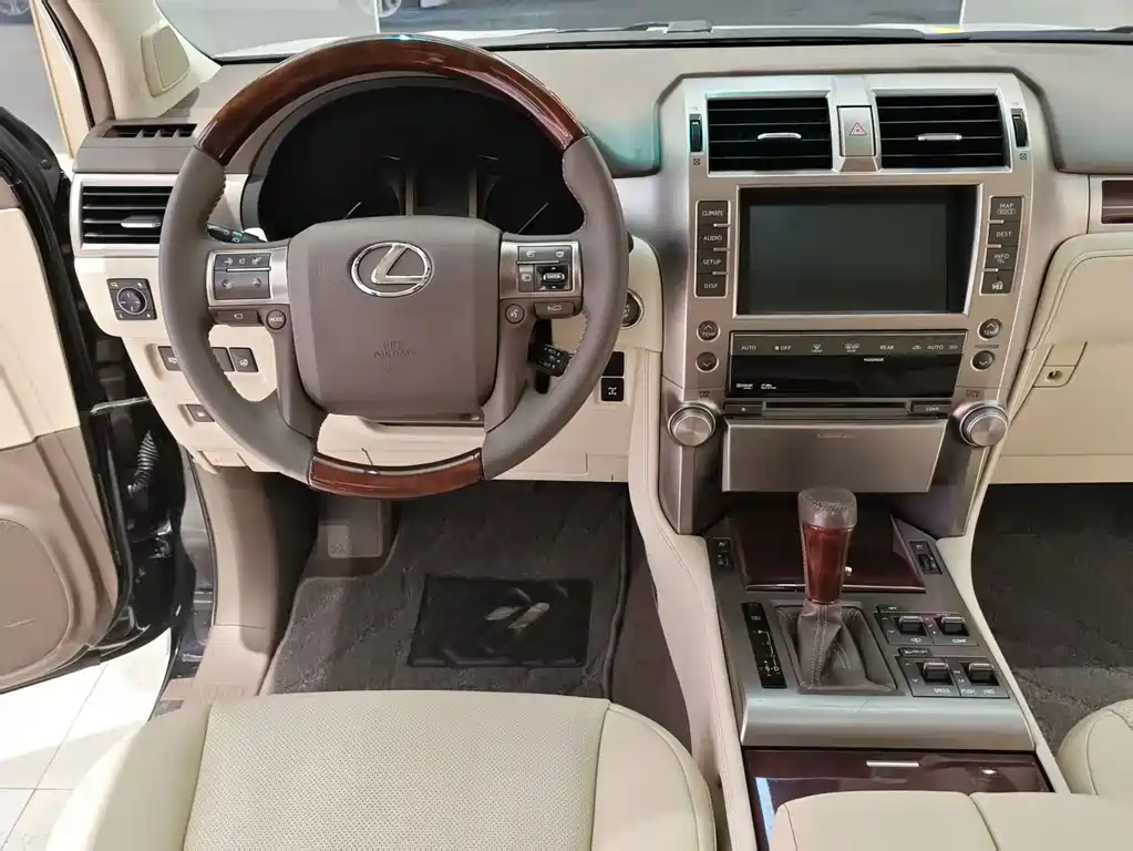 Lexus GX 2012 — фото 14