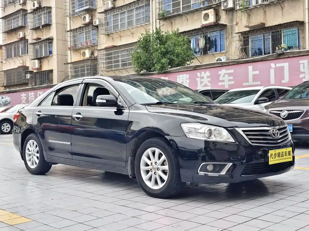 Toyota Camry 2010