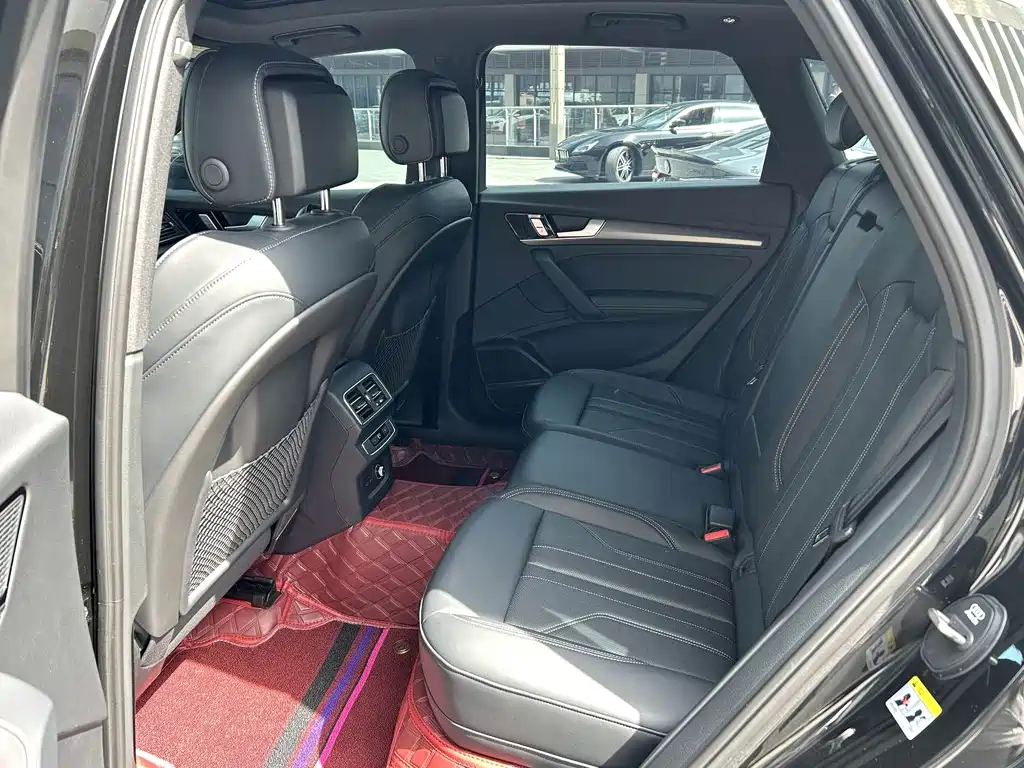 Audi Q5L 2025