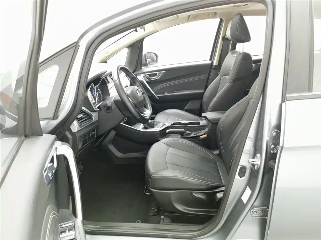 Geely Vision X3 2020 — фото 10