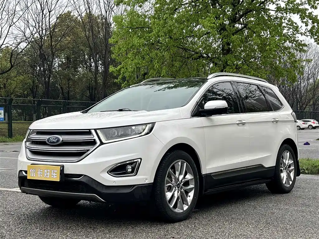 Ford Edge 2017 — фото 1