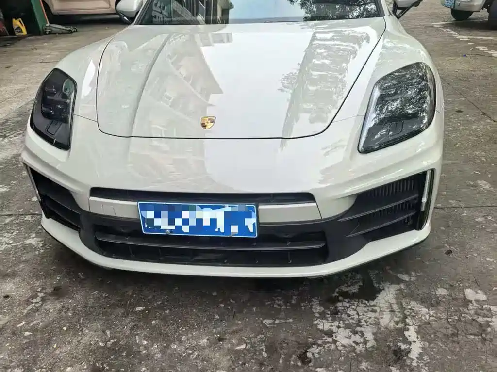 Porsche Panamera 2025