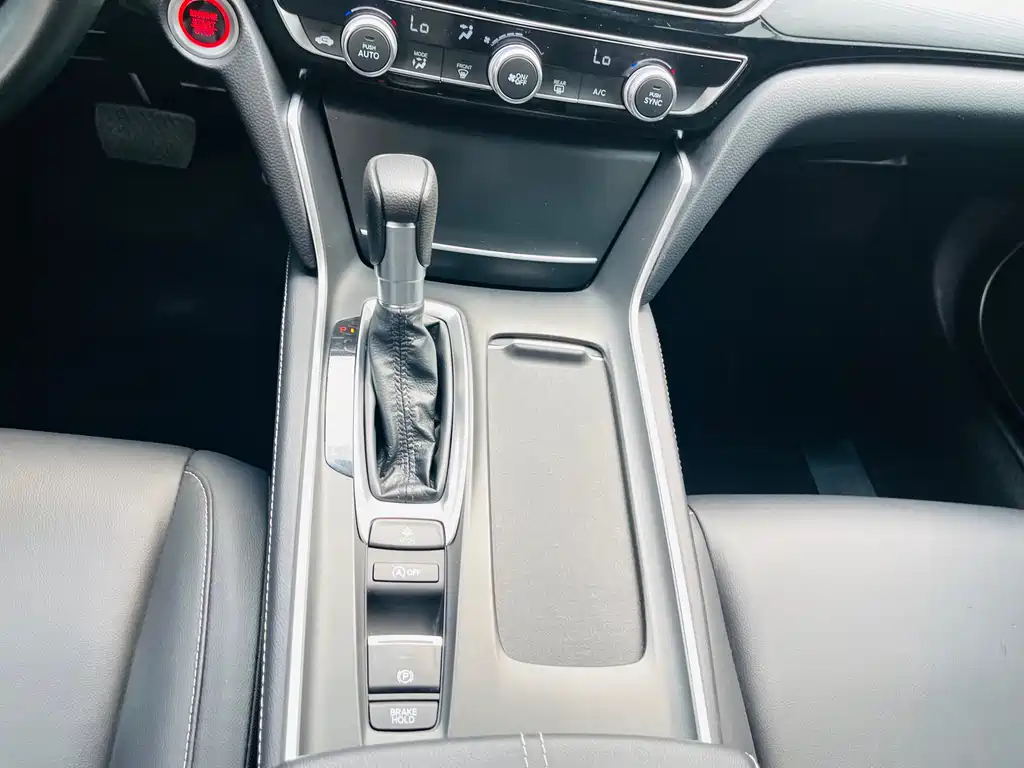 Honda Inspire 2023 — фото 12
