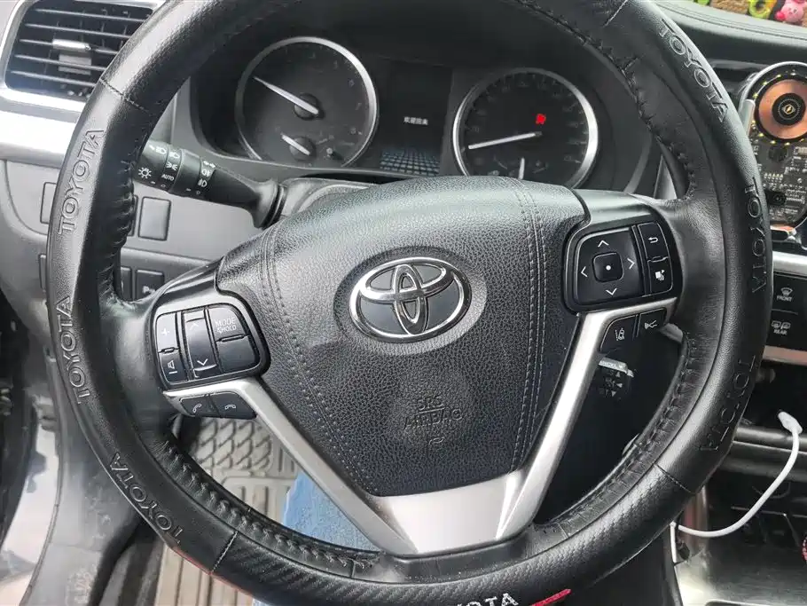 Toyota Highlander 2021 — фото 15