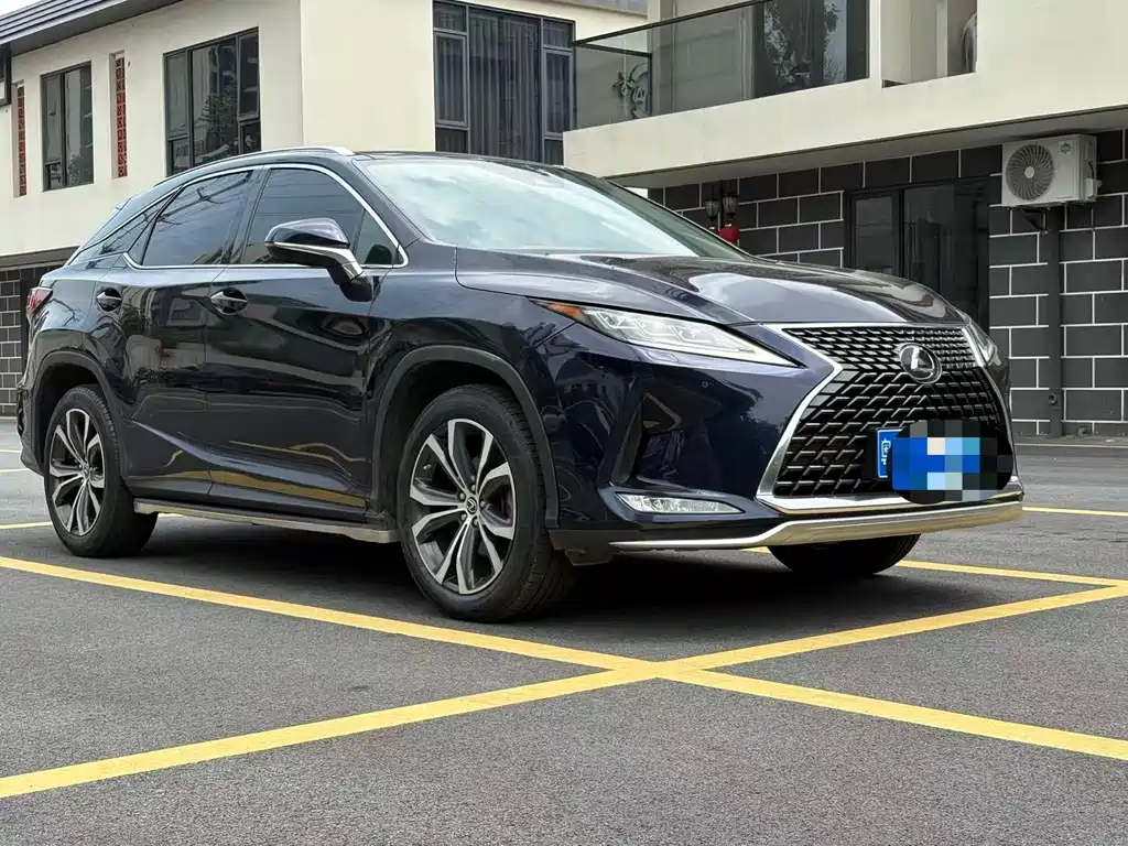 Lexus RX 2022