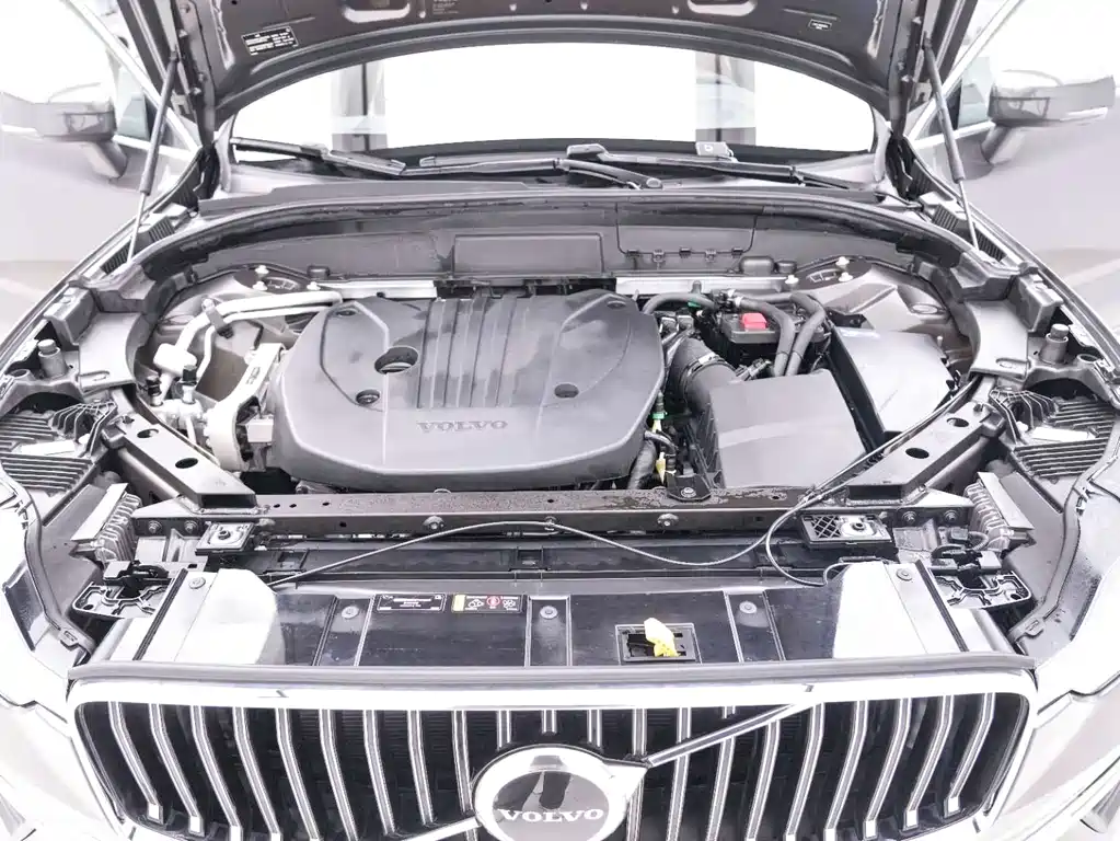 Volvo XC60 2021 — фото 22