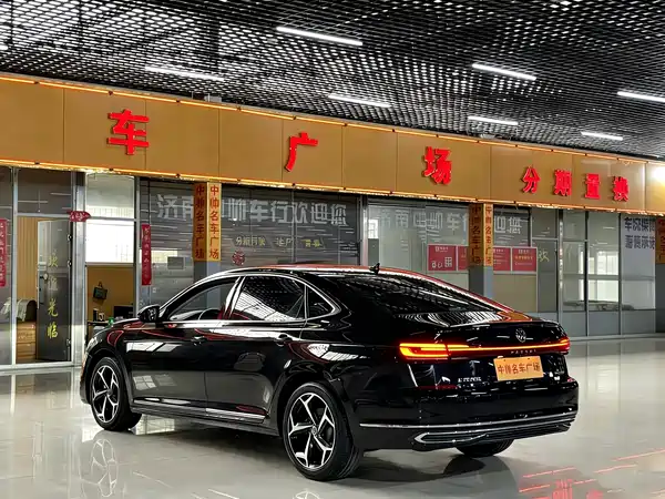 Volkswagen Passat 2024