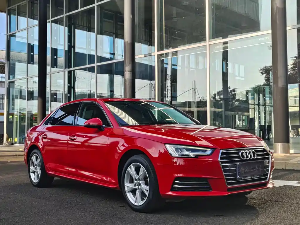 Audi A4L 2018 — фото 3