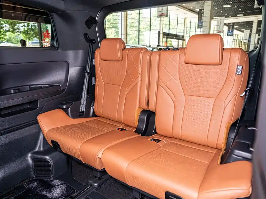 Toyota Vellfire 2024 — фото 15