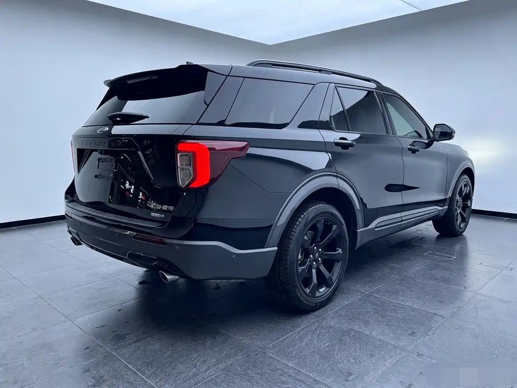 Ford Explorer 2020 — фото 4