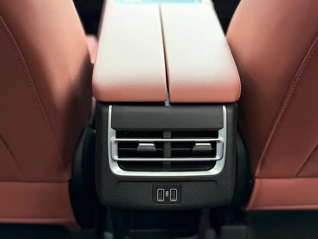 Changan CS75PLUS 2024 — фото 14