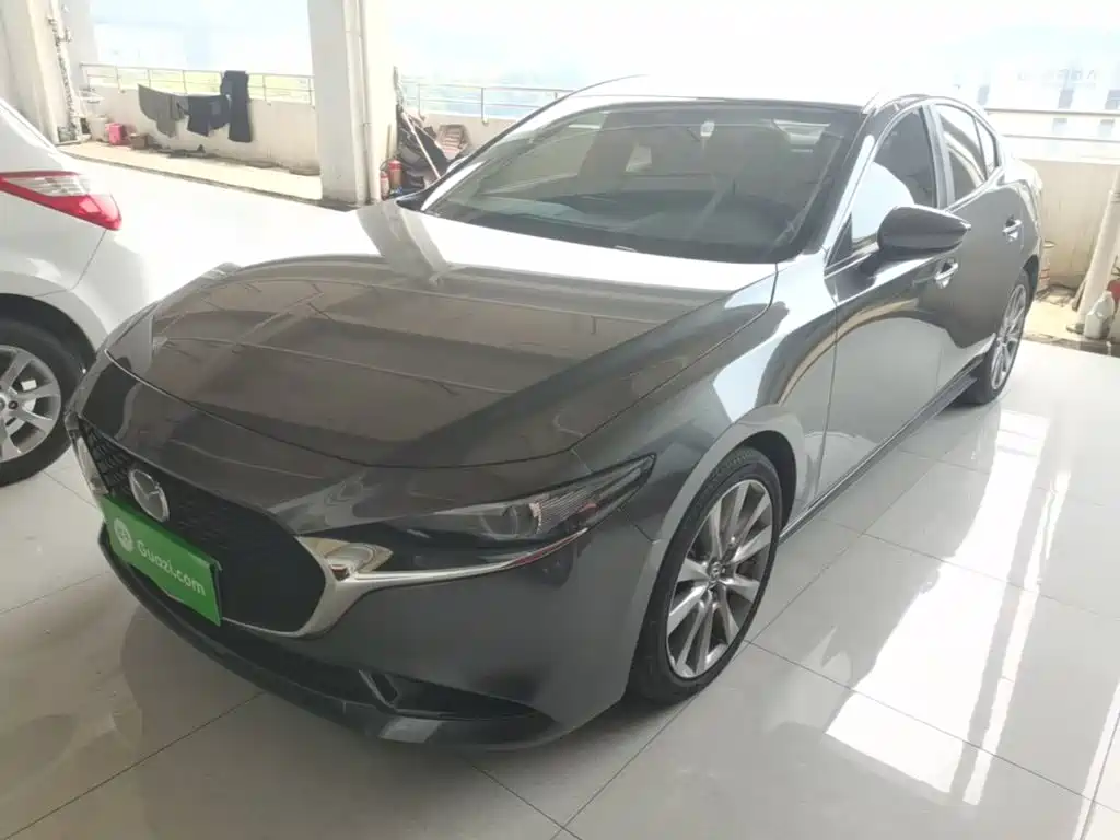 Mazda 3 Axela 2023